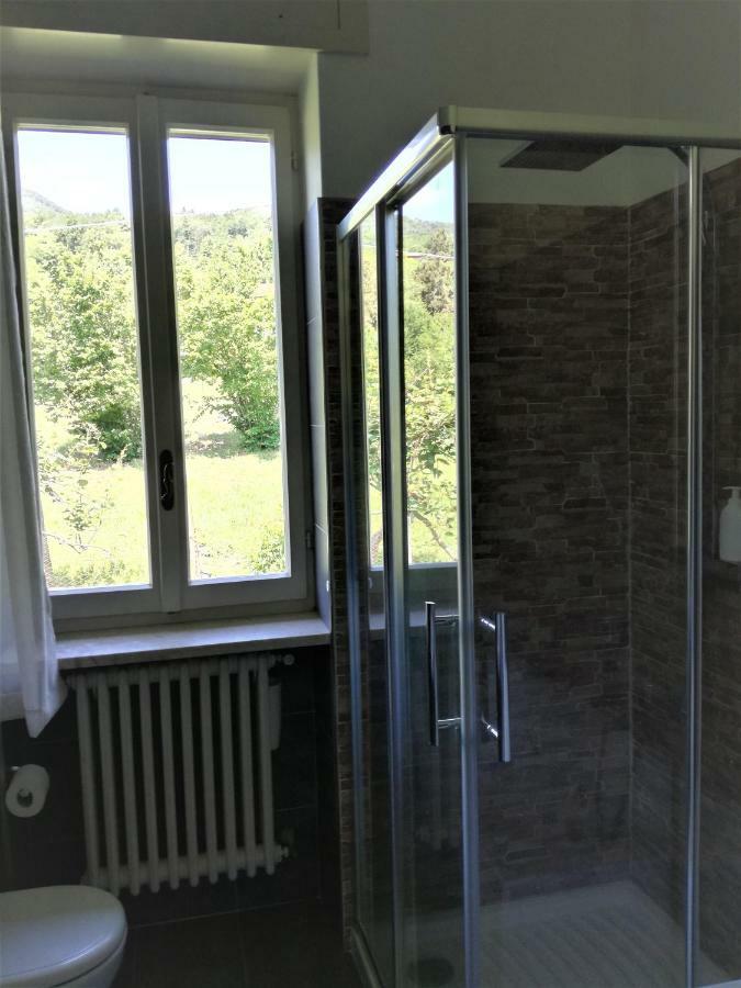 Casale Cadeloro Apartment Nebbiuno Exterior photo